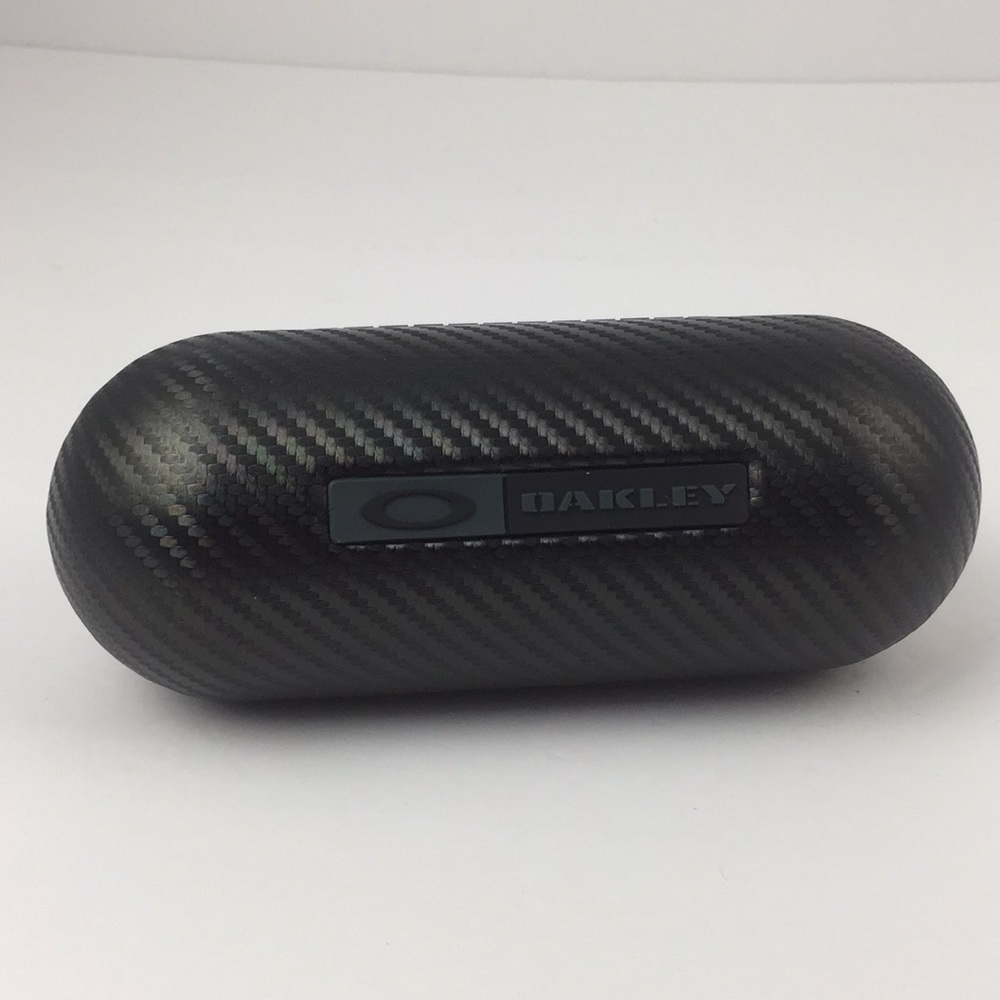 BRAND NEW Oakley sunglasses case - Carbon Fiber